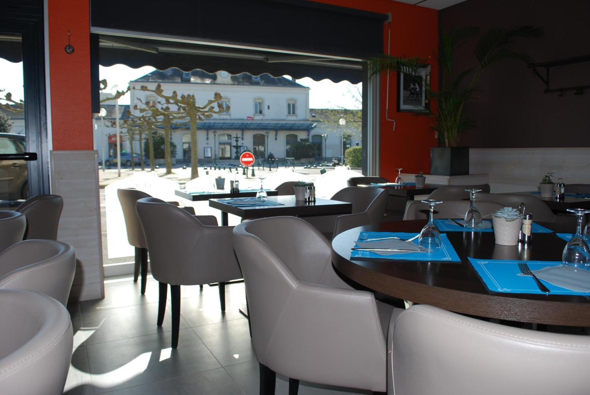 Les Sables-dʼOlonne Cit'Hotel Le Chene Vert מראה חיצוני תמונה